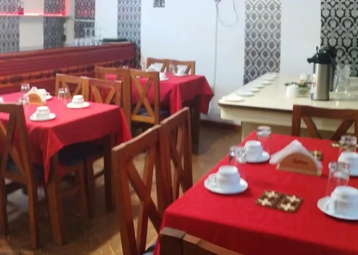 Zarate's Bed & Breakfast *